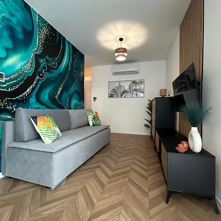 Apartment Mini Gold