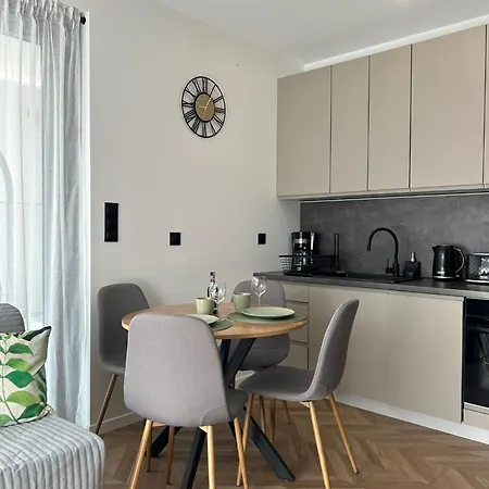 Mini Gold Apartment