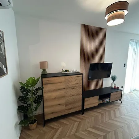 Mini Gold Apartment