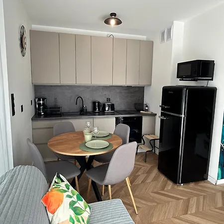 Apartment Mini Gold *